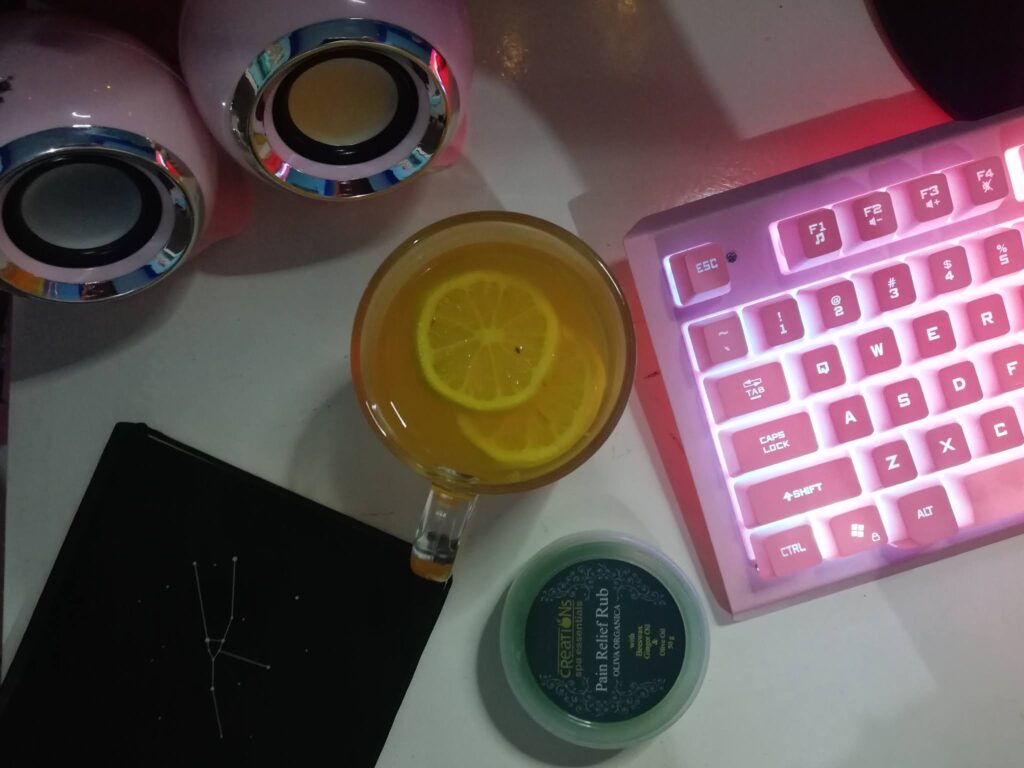 lemon turmeric tea